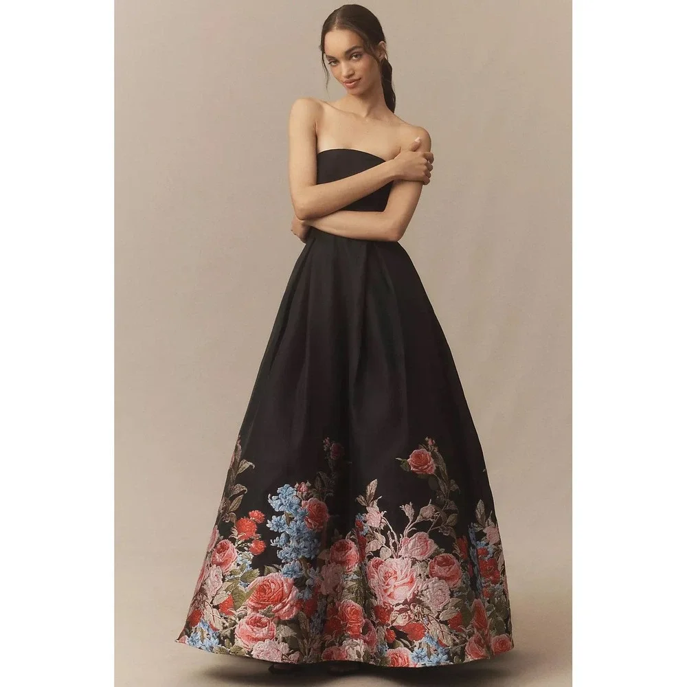 NEW Mac Duggal Black Strapless Floral Brocade Ballgown $798 -‎ Size 4
